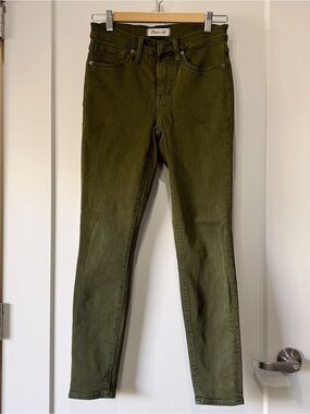 Madewell 9” High Rise Skinny Jeans in weathered olive size 25